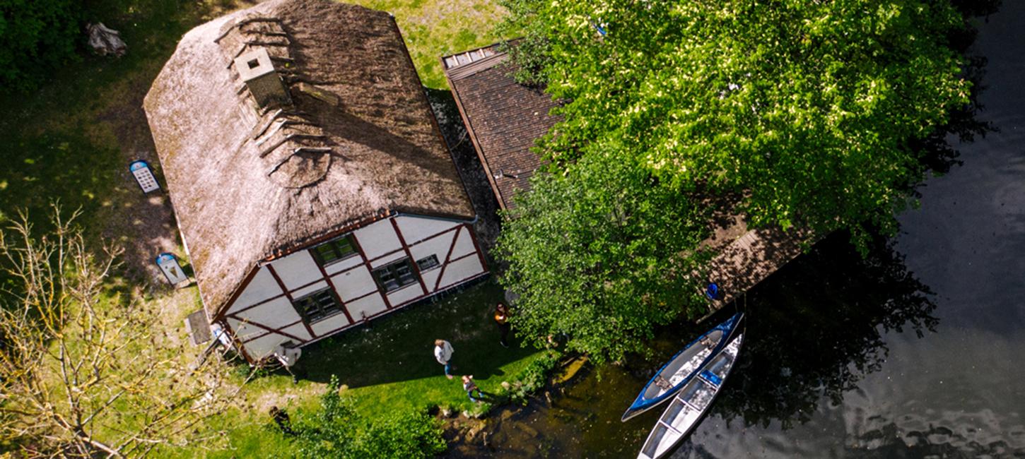 Slusehuset ved susåen dronefoto