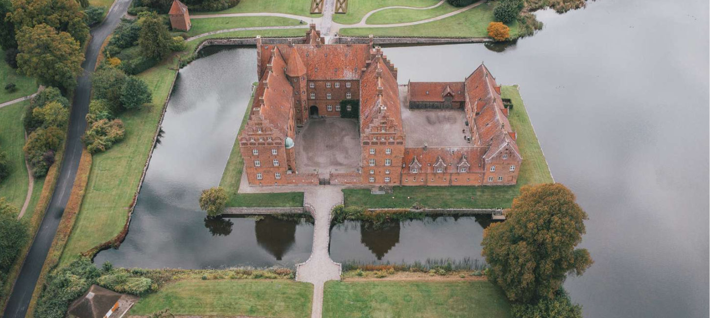 Gisselfeld Kloster efterår