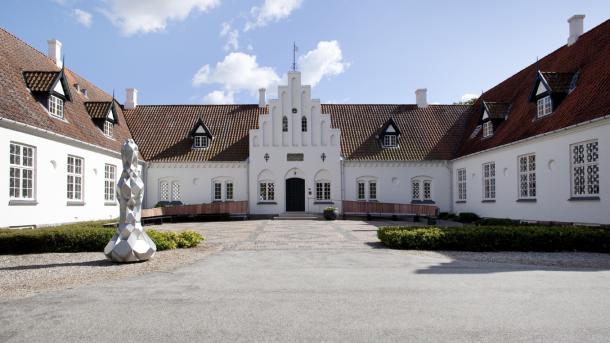 Rønnebæksholm gård